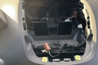 Vitre avant gauche PEUGEOT 207