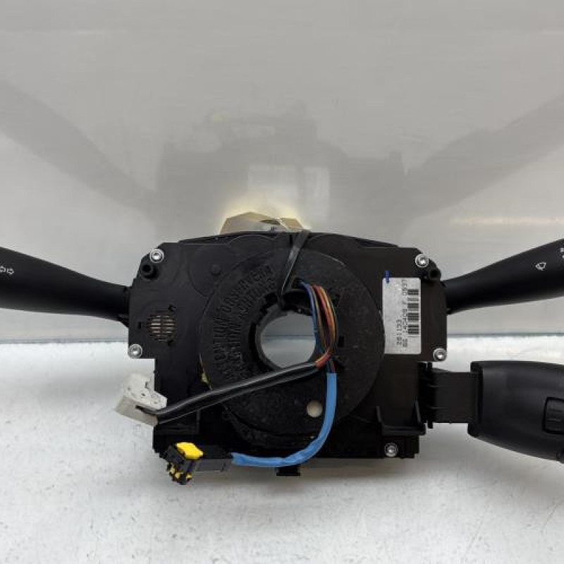 Com (Bloc Contacteur Tournant+Commodo Essuie Glace+Commodo Phare) PEUGEOT 207 Photo n°1