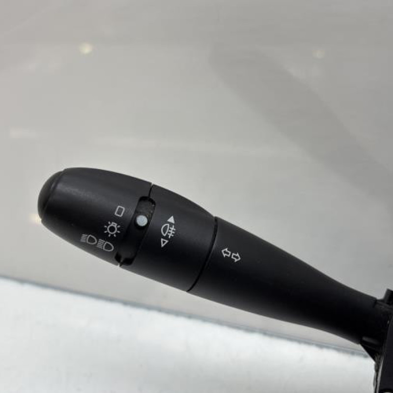 Com (Bloc Contacteur Tournant+Commodo Essuie Glace+Commodo Phare) PEUGEOT 207 Photo n°4