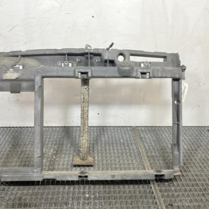 Face avant PEUGEOT 207 Photo n°1