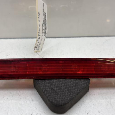 Feu arriere stop central PEUGEOT 207 Photo n°1