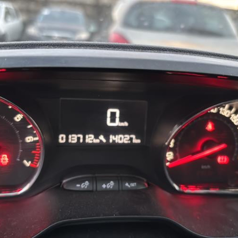 Pretensionneur de ceinture avant droit PEUGEOT 208 1 Photo n°19