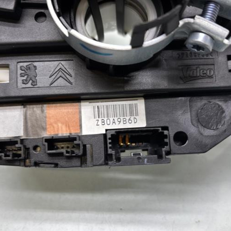 Com (Bloc Contacteur Tournant+Commodo Essuie Glace+Commodo Phare) PEUGEOT 208 1 Photo n°6