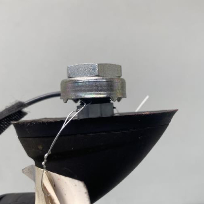 Antenne PEUGEOT 208 1 Photo n°4