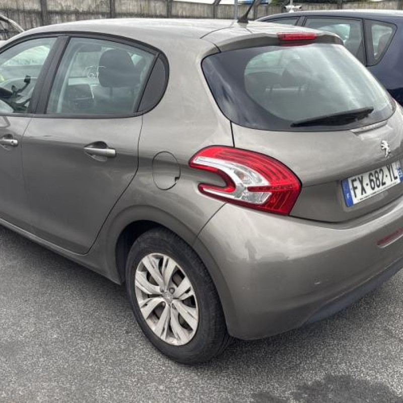 Autoradio d'origine PEUGEOT 208 1 Photo n°10