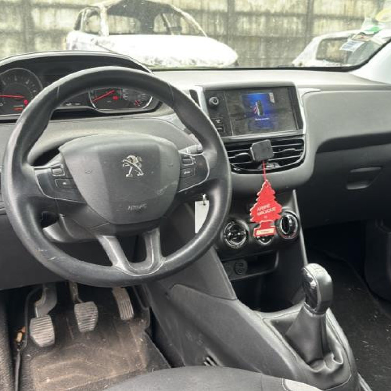 Autoradio d'origine PEUGEOT 208 1 Photo n°18