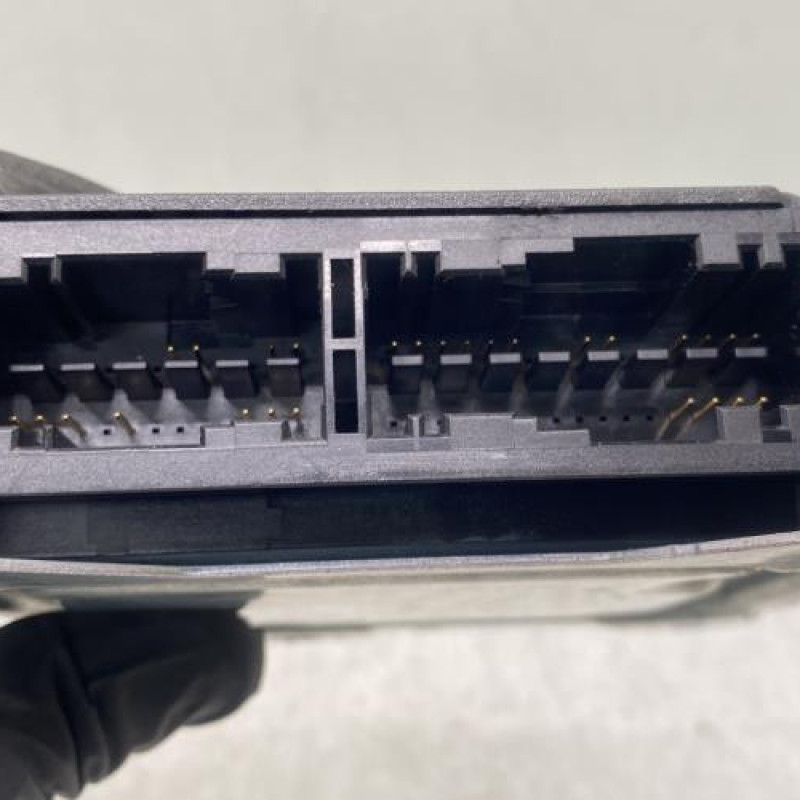 Boitier air bag PEUGEOT 208 1 Photo n°3