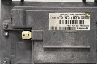 Ecran GPS PEUGEOT 208 1