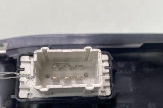 Interrupteur de leve vitre avant droit PEUGEOT 208 1