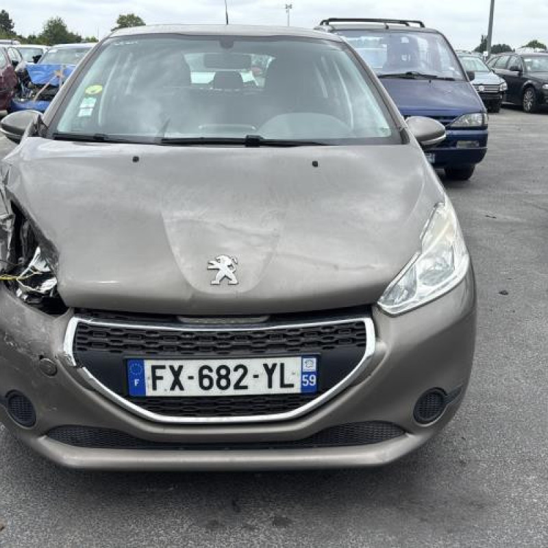 Interrupteur de leve vitre avant gauche PEUGEOT 208 1 Photo n°11