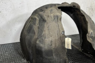 Pare boue avant droit VOLVO V 40 2