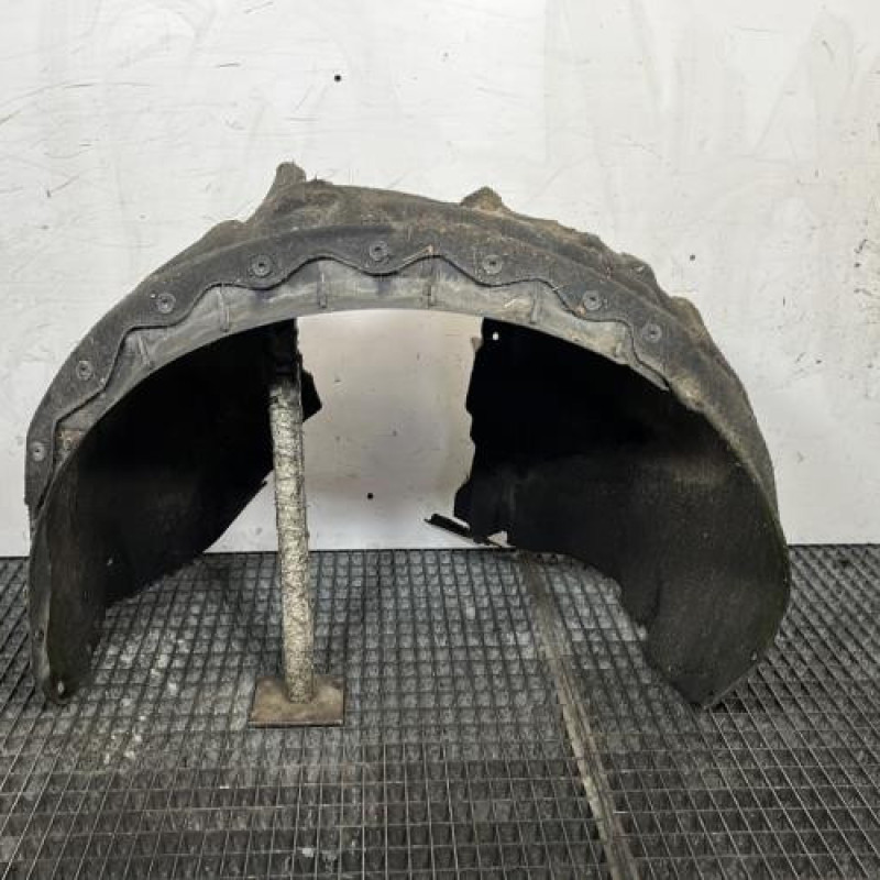 Pare boue avant droit VOLVO V 40 2 Photo n°4