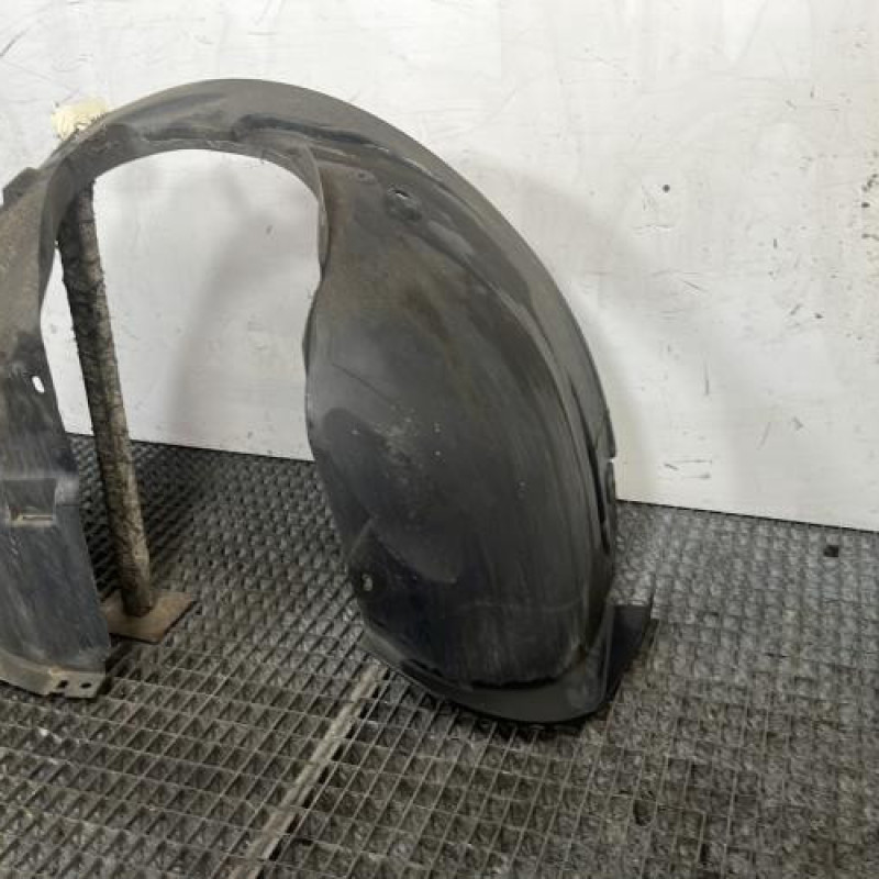 Pare boue avant droit CITROEN C4 CACTUS Photo n°3
