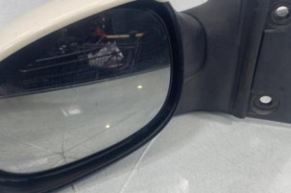 Retroviseur gauche PEUGEOT 1007 Photo n°1