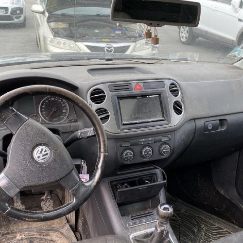 Pare boue avant droit VOLKSWAGEN TIGUAN 1 Photo n°20