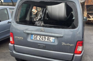 Pare boue avant droit CITROEN BERLINGO 1