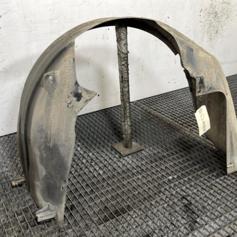 Pare boue avant gauche PEUGEOT BIPPER Photo n°2