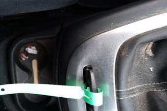 Pretensionneur de ceinture avant droit RENAULT SCENIC 3