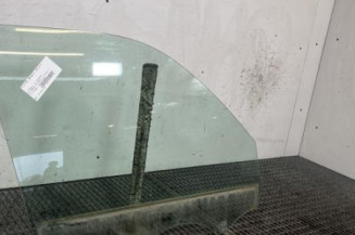 Vitre avant droit CITROEN C4 GRAND PICASSO 2