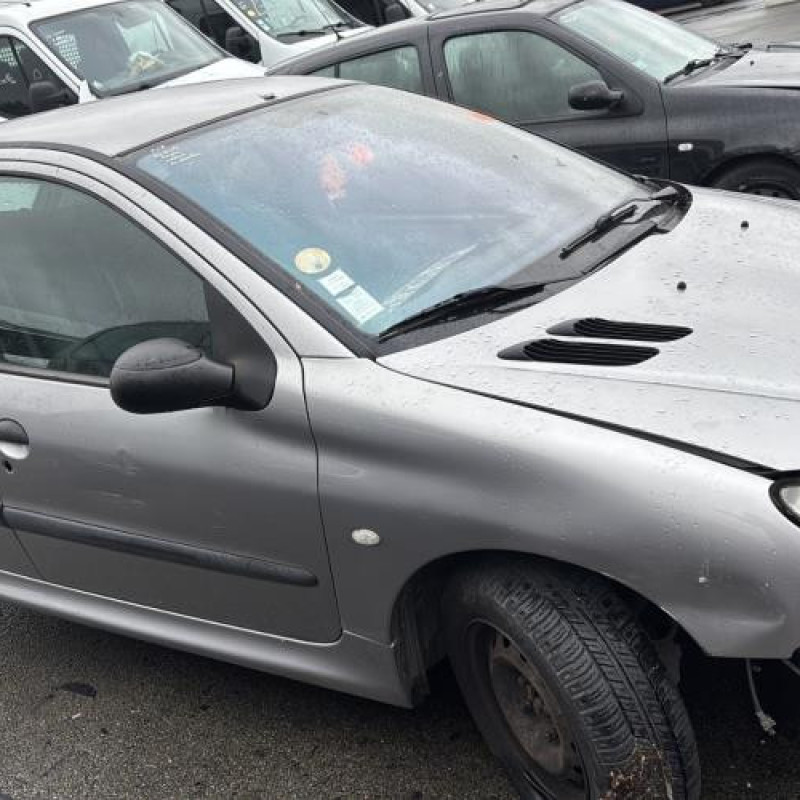 Baguette de coffre PEUGEOT 206 Photo n°4