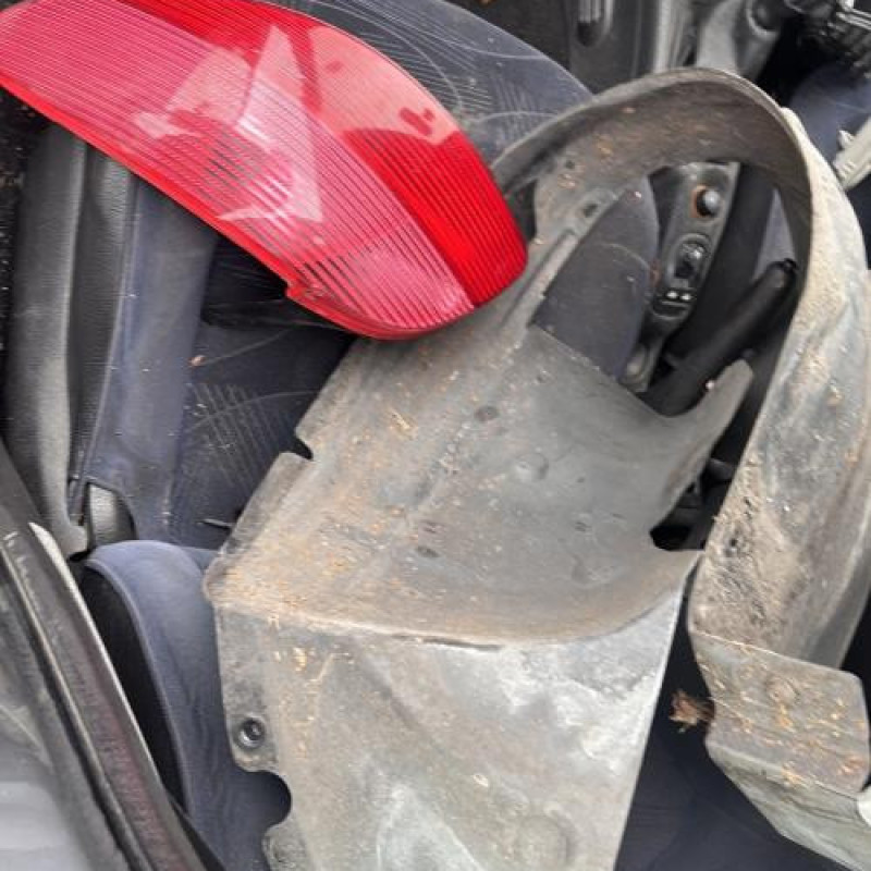 Baguette de coffre PEUGEOT 206 Photo n°11