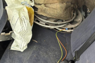 Baguette de coffre PEUGEOT 206