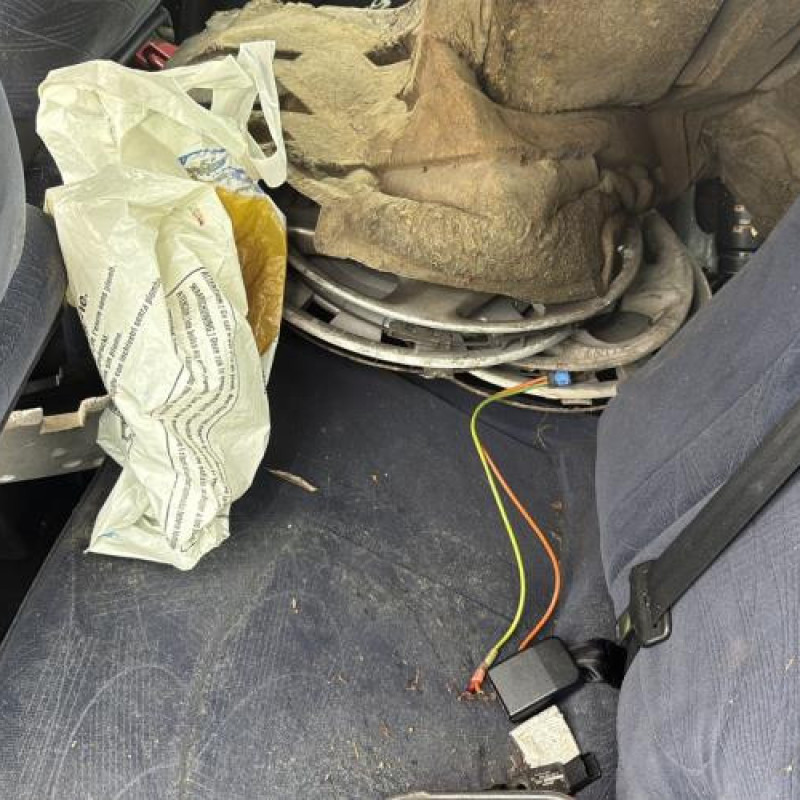 Baguette de coffre PEUGEOT 206 Photo n°14