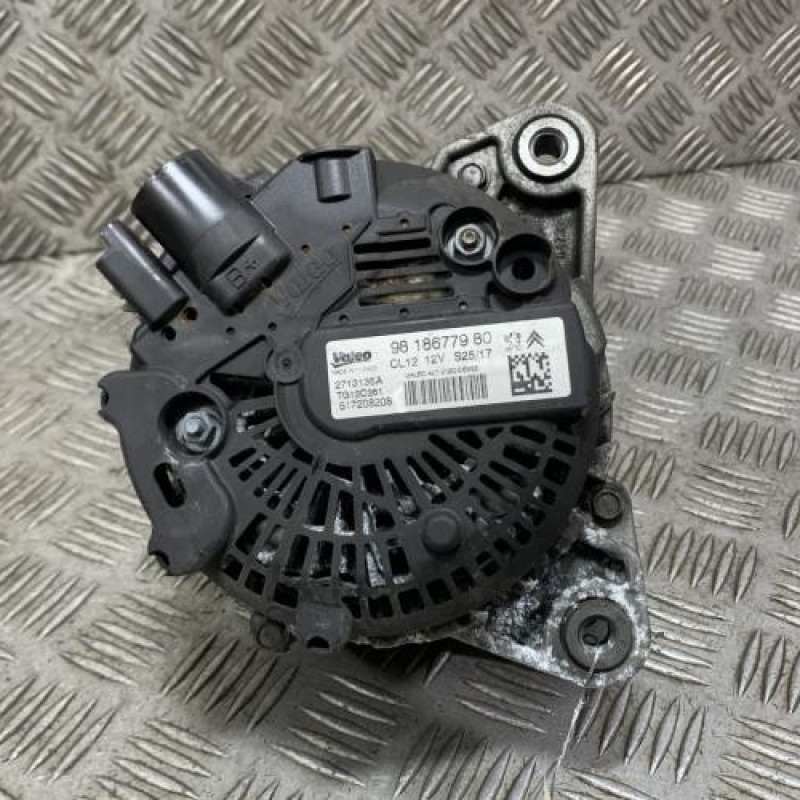 Alternateur PEUGEOT 208 1 Photo n°1