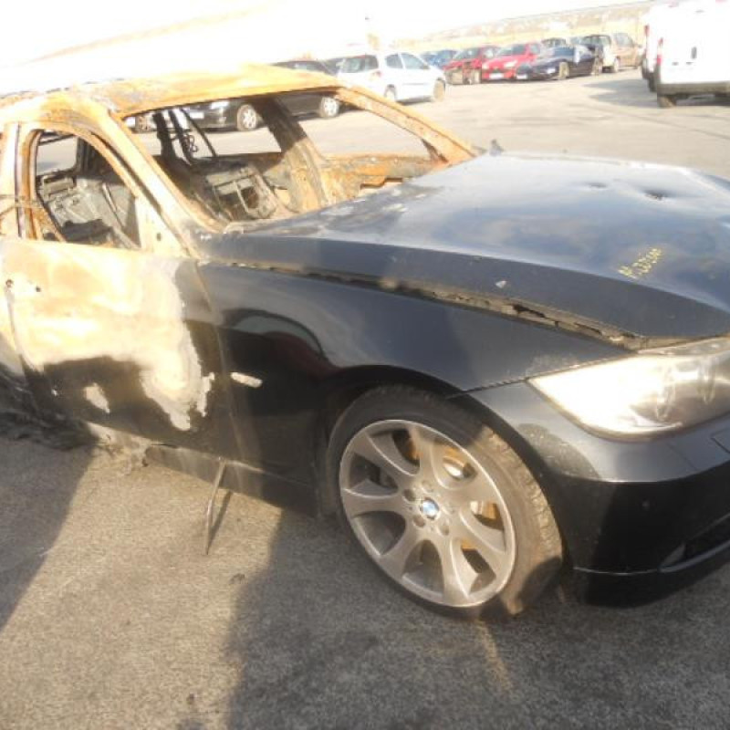 Armature avant, Masque avant BMW SERIE 3 E91 Photo n°3