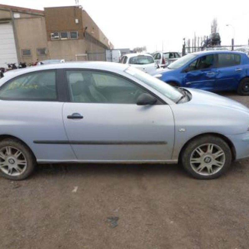 Armature avant, Masque avant SEAT IBIZA 3 Photo n°3