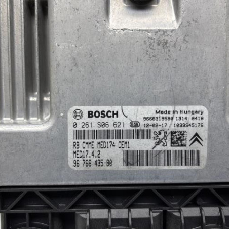 Calculateur moteur PEUGEOT 3008 1