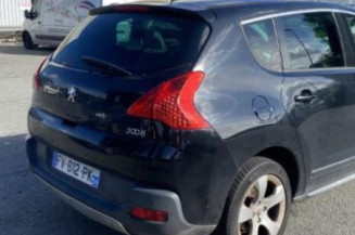 Calculateur moteur PEUGEOT 3008 1