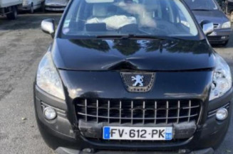 Calculateur moteur PEUGEOT 3008 1