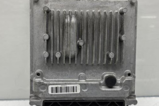 Calculateur moteur MERCEDES CLASSE A 176 Photo n°1