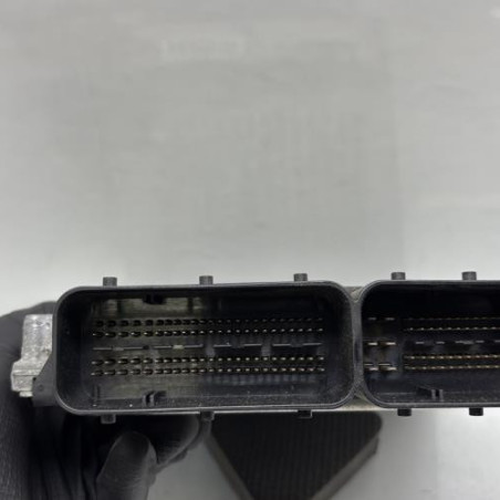 Calculateur moteur MERCEDES CLASSE A 176