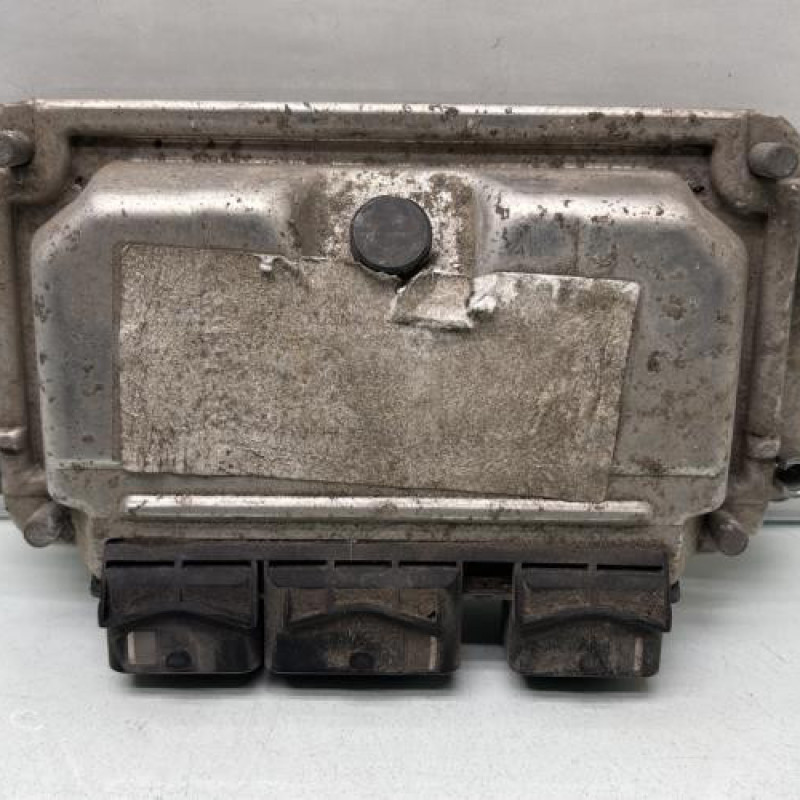 Calculateur moteur PEUGEOT 206 Photo n°1