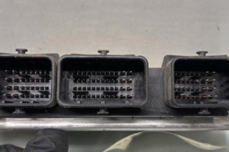 Calculateur moteur PEUGEOT 206