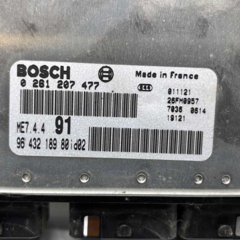 Calculateur moteur PEUGEOT 206 Photo n°4