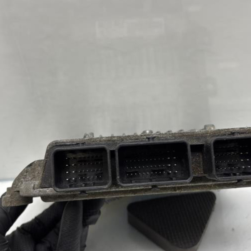 Calculateur moteur CITROEN C2 Photo n°3