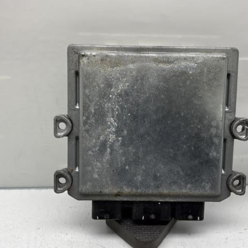 Calculateur moteur CITROEN C2 Photo n°4