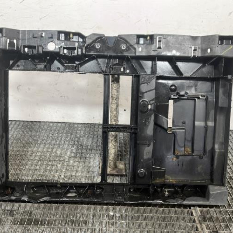 Face avant PEUGEOT 208 1 Photo n°4