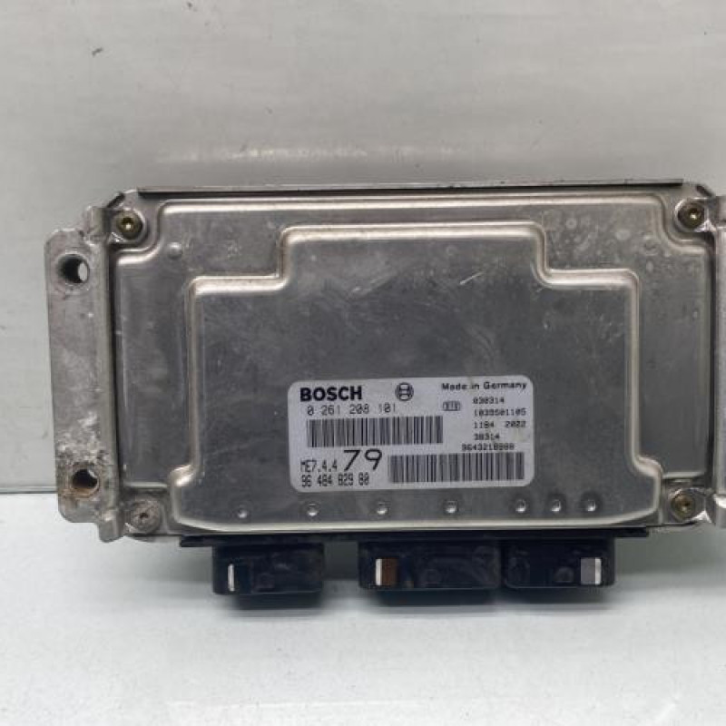Calculateur moteur PEUGEOT 206 Photo n°2
