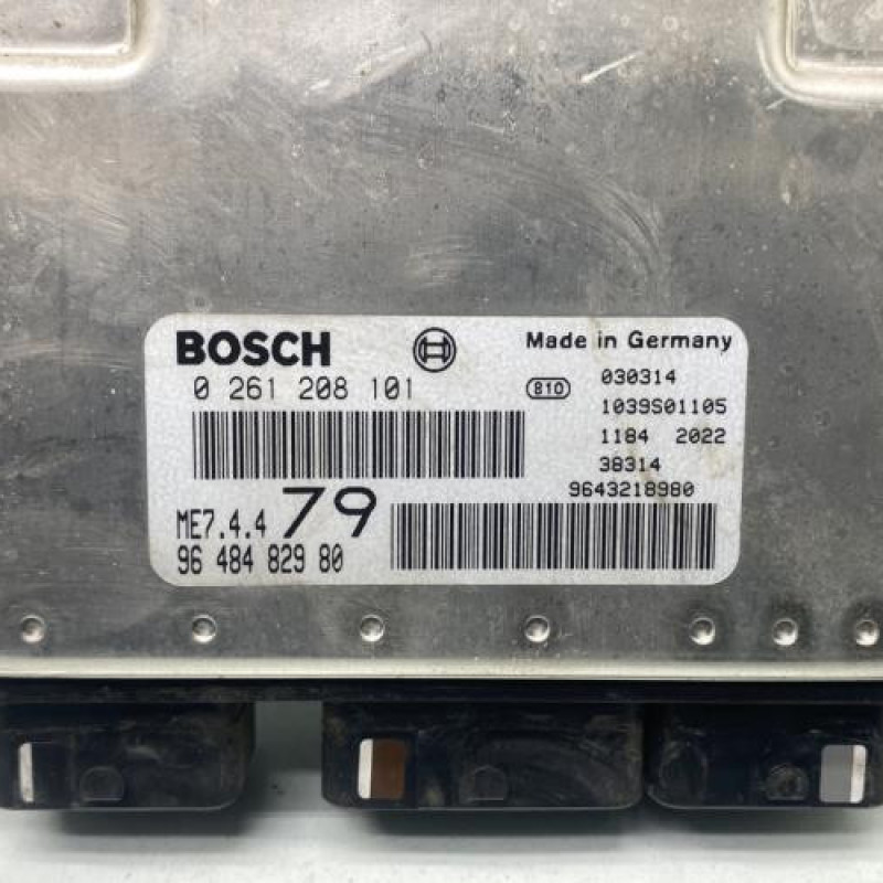 Calculateur moteur PEUGEOT 206 Photo n°3