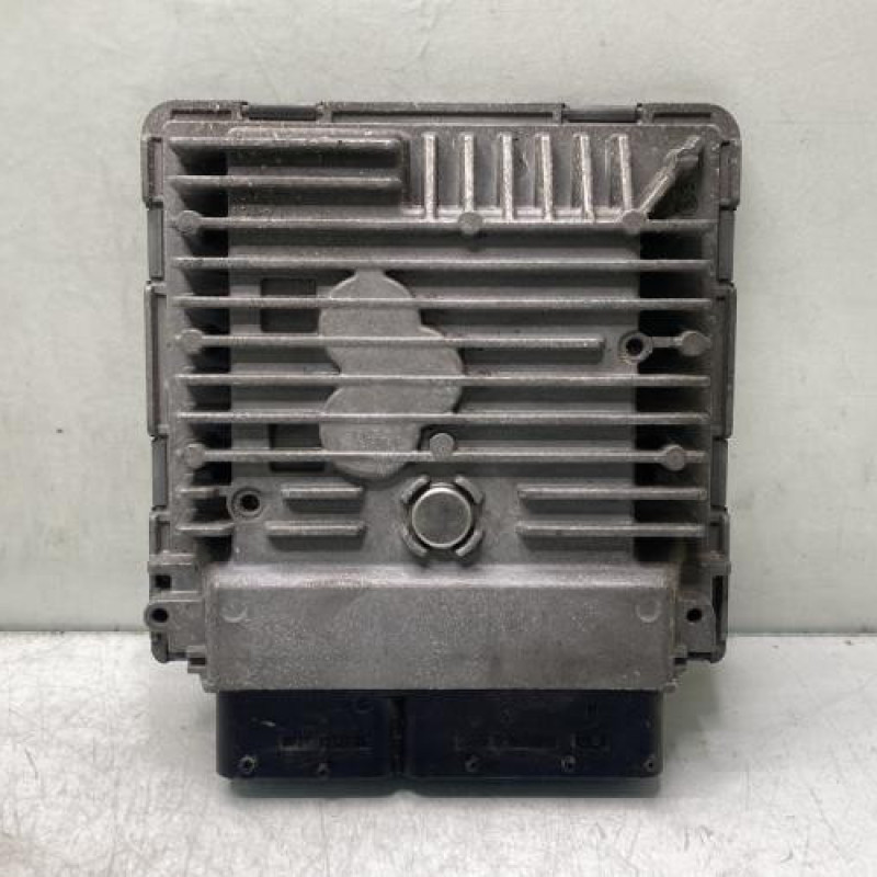 Calculateur moteur SEAT IBIZA 4 Photo n°1