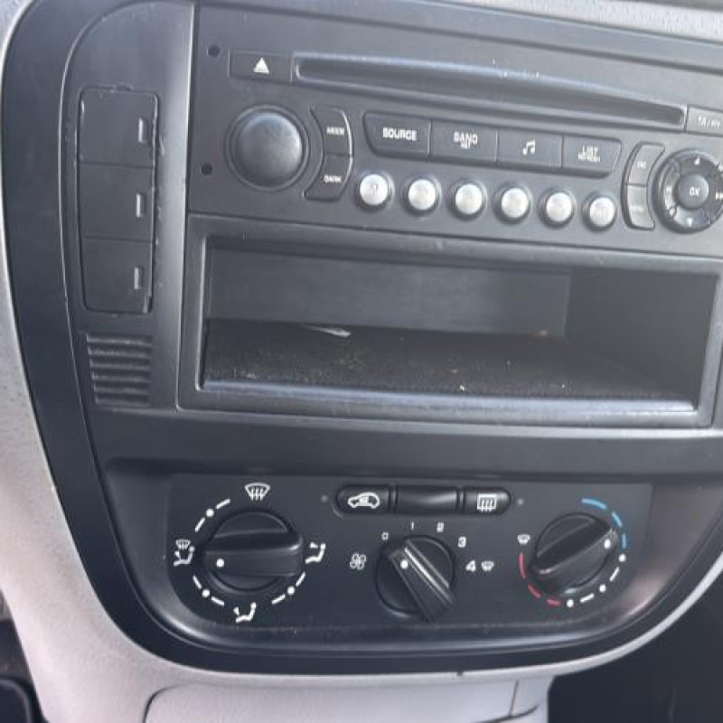 Calculateur moteur CITROEN C3 1 Photo n°20