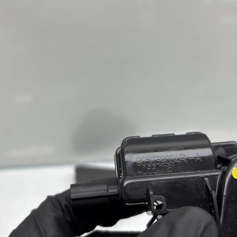 Serrure de coffre RENAULT MEGANE 4 Photo n°4