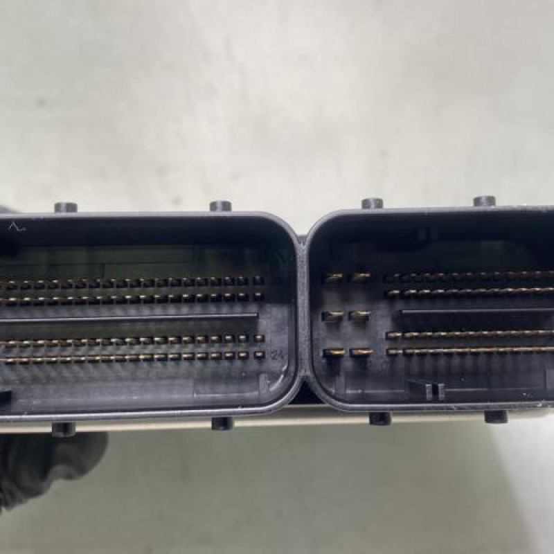 Calculateur moteur BMW X1 E84 Photo n°4