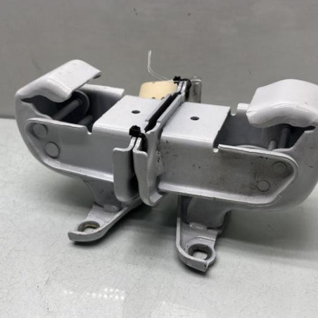 Charniere de porte de coffre droit NISSAN PRIMASTAR 2