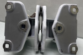 Charniere de porte de coffre gauche NISSAN PRIMASTAR 2