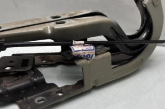 Charniere de capot PEUGEOT 3008 1